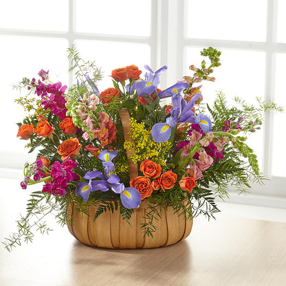 Garden of Life Basket – HOLLOW TREE GIFTS & FLORAL LLC, Cascade IA