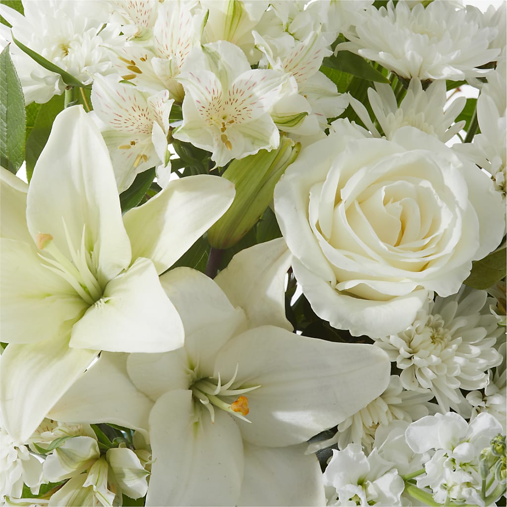 Peaceful Reflections Arrangement – HOLLOW TREE GIFTS & FLORAL LLC, Cascade IA