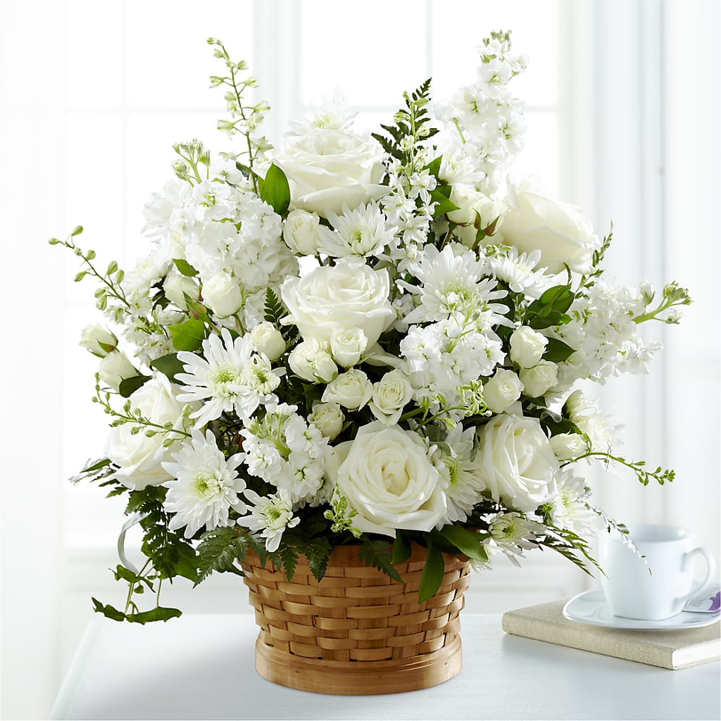 Heartfelt Condolences Arrangement – HOLLOW TREE GIFTS & FLORAL LLC, Cascade IA