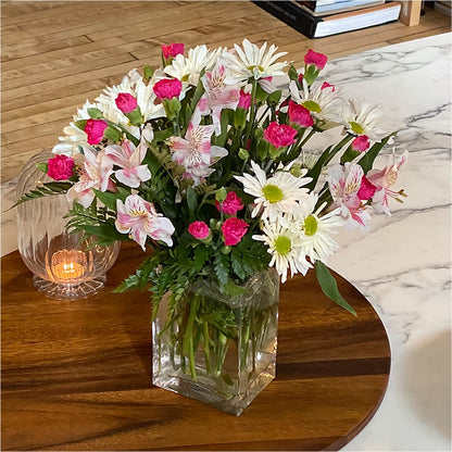 Sweet Surprises® Bouquet – HOLLOW TREE GIFTS & FLORAL LLC, Cascade IA