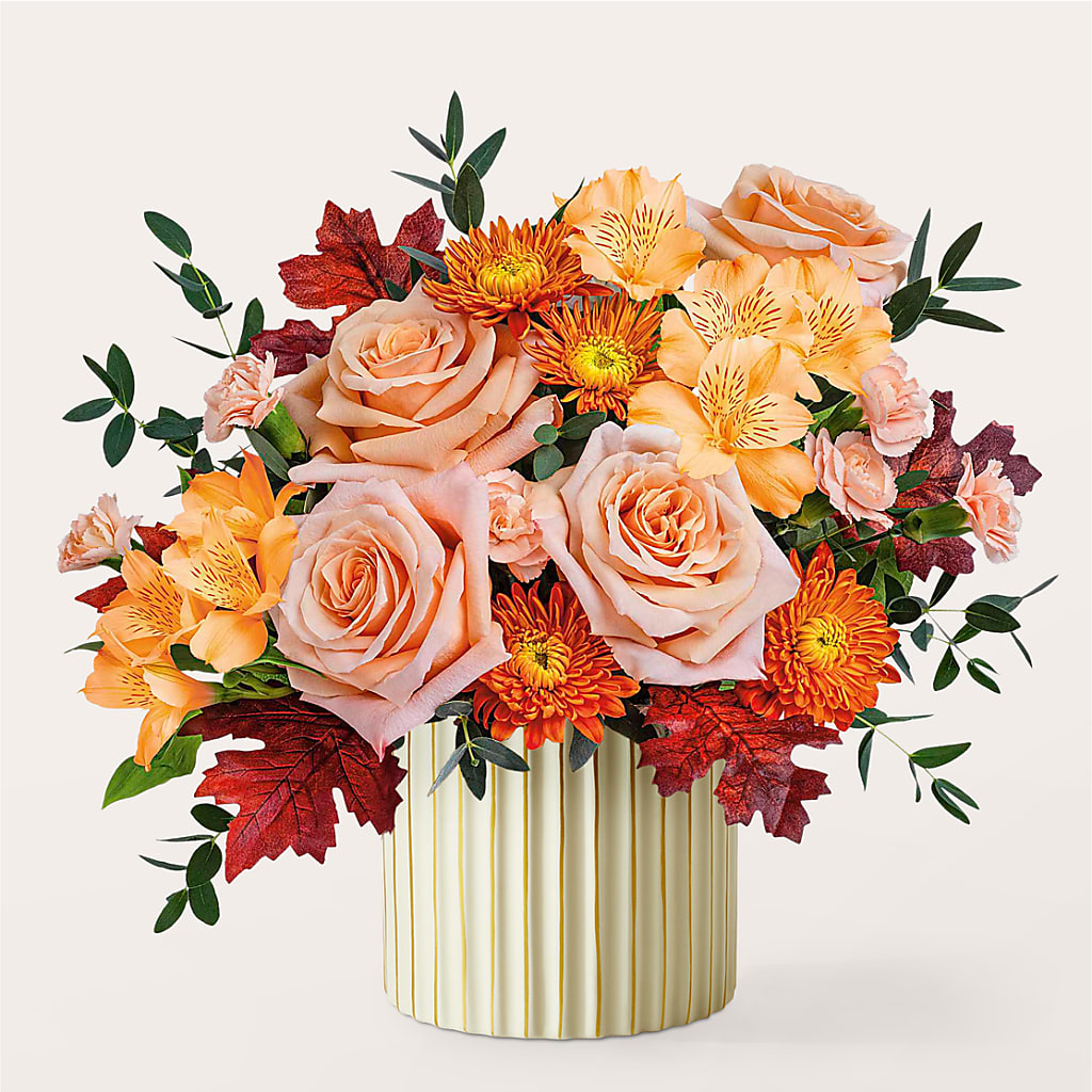 Spiced Latte Bouquet with Ivory Vase – HOLLOW TREE GIFTS & FLORAL LLC, Cascade IA