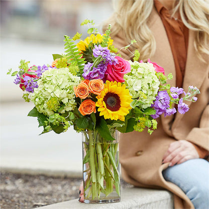 Vibrant Greetings Bouquet – HOLLOW TREE GIFTS & FLORAL LLC, Cascade IA
