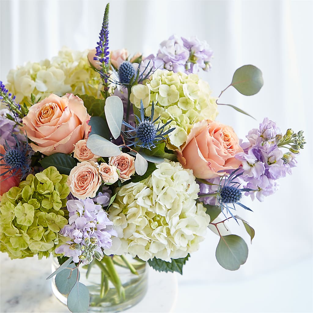 Porch Swing Bouquet – HOLLOW TREE GIFTS & FLORAL LLC, Cascade IA