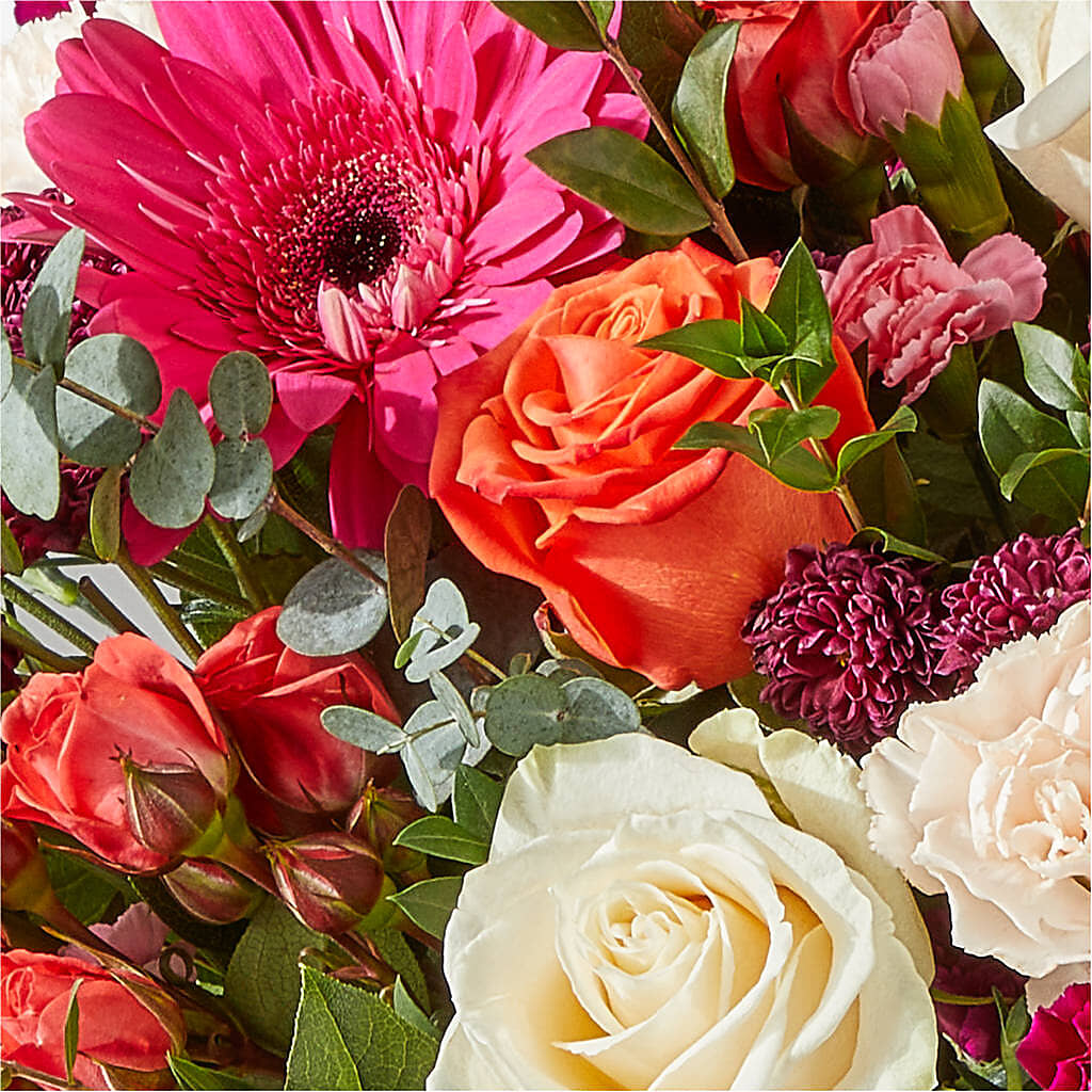 Smell the Roses Bouquet – HOLLOW TREE GIFTS & FLORAL LLC, Cascade IA