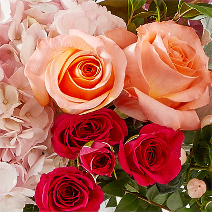 Glitz & Glam Bouquet – HOLLOW TREE GIFTS & FLORAL LLC, Cascade IA