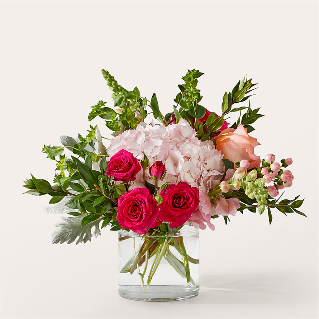 Glitz & Glam Bouquet – HOLLOW TREE GIFTS & FLORAL LLC, Cascade IA