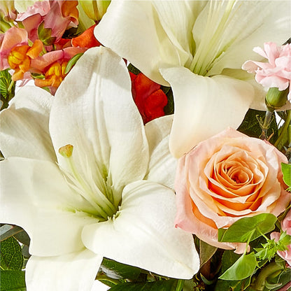 Grapefruit Splash Bouquet – HOLLOW TREE GIFTS & FLORAL LLC, Cascade IA