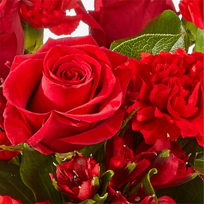 The Heartstrings Bouquet – HOLLOW TREE GIFTS & FLORAL LLC, Cascade IA