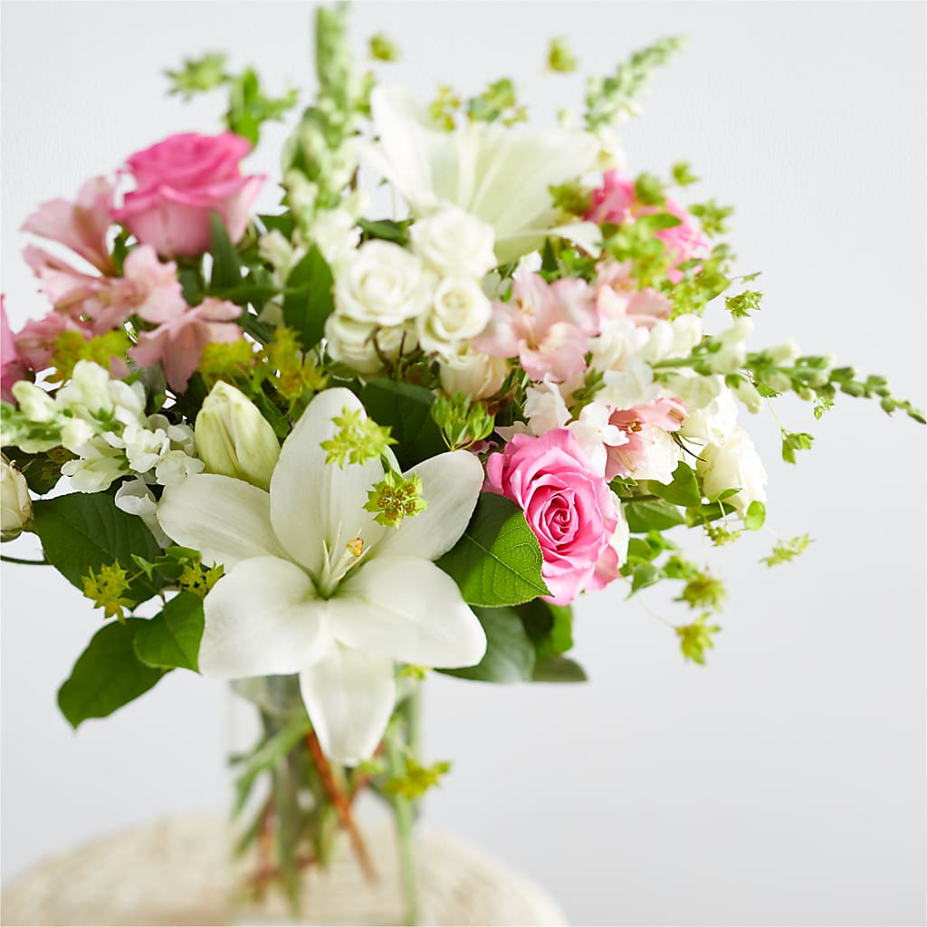 Fondly Bouquet – HOLLOW TREE GIFTS & FLORAL LLC, Cascade IA