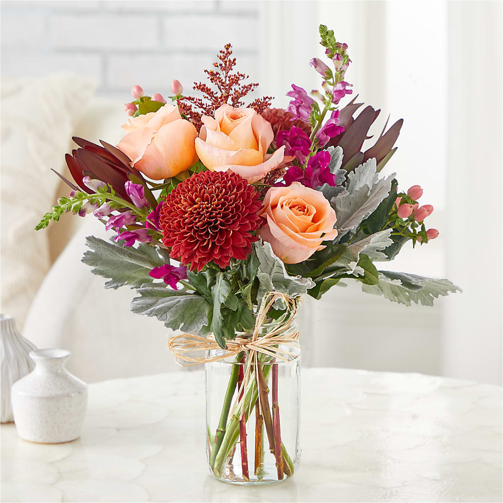 Moody Hues Bouquet – HOLLOW TREE GIFTS & FLORAL LLC, Cascade IA