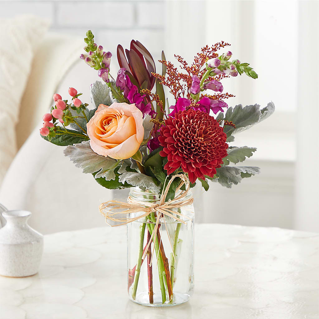 Moody Hues Bouquet – HOLLOW TREE GIFTS & FLORAL LLC, Cascade IA