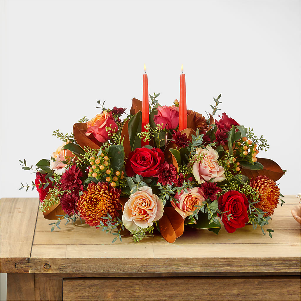 Gather Near Centerpiece – HOLLOW TREE GIFTS & FLORAL LLC, Cascade IA