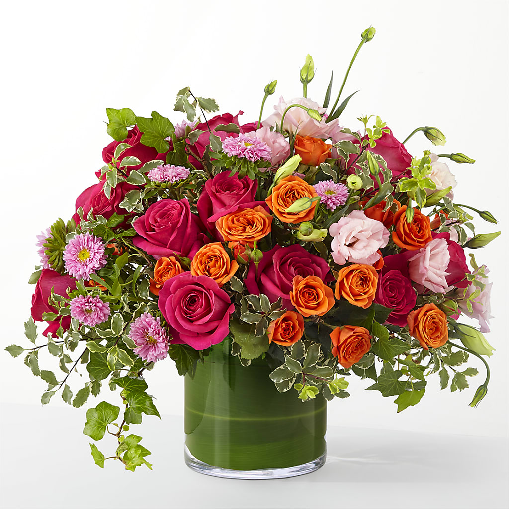The Trendsetter – HOLLOW TREE GIFTS & FLORAL LLC, Cascade IA