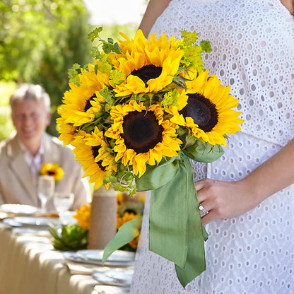 Free Spirit Bouquet – HOLLOW TREE GIFTS & FLORAL LLC, Cascade IA